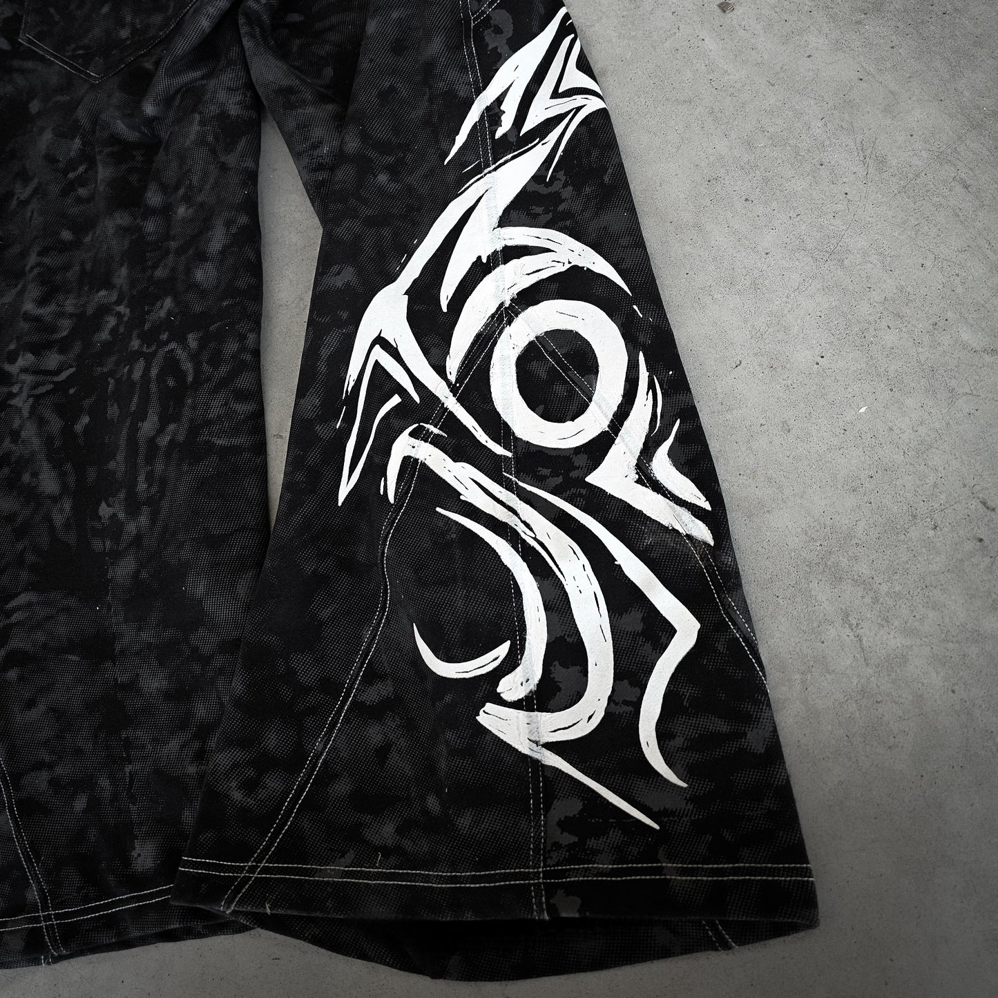 DIRT CAMO SWEATS